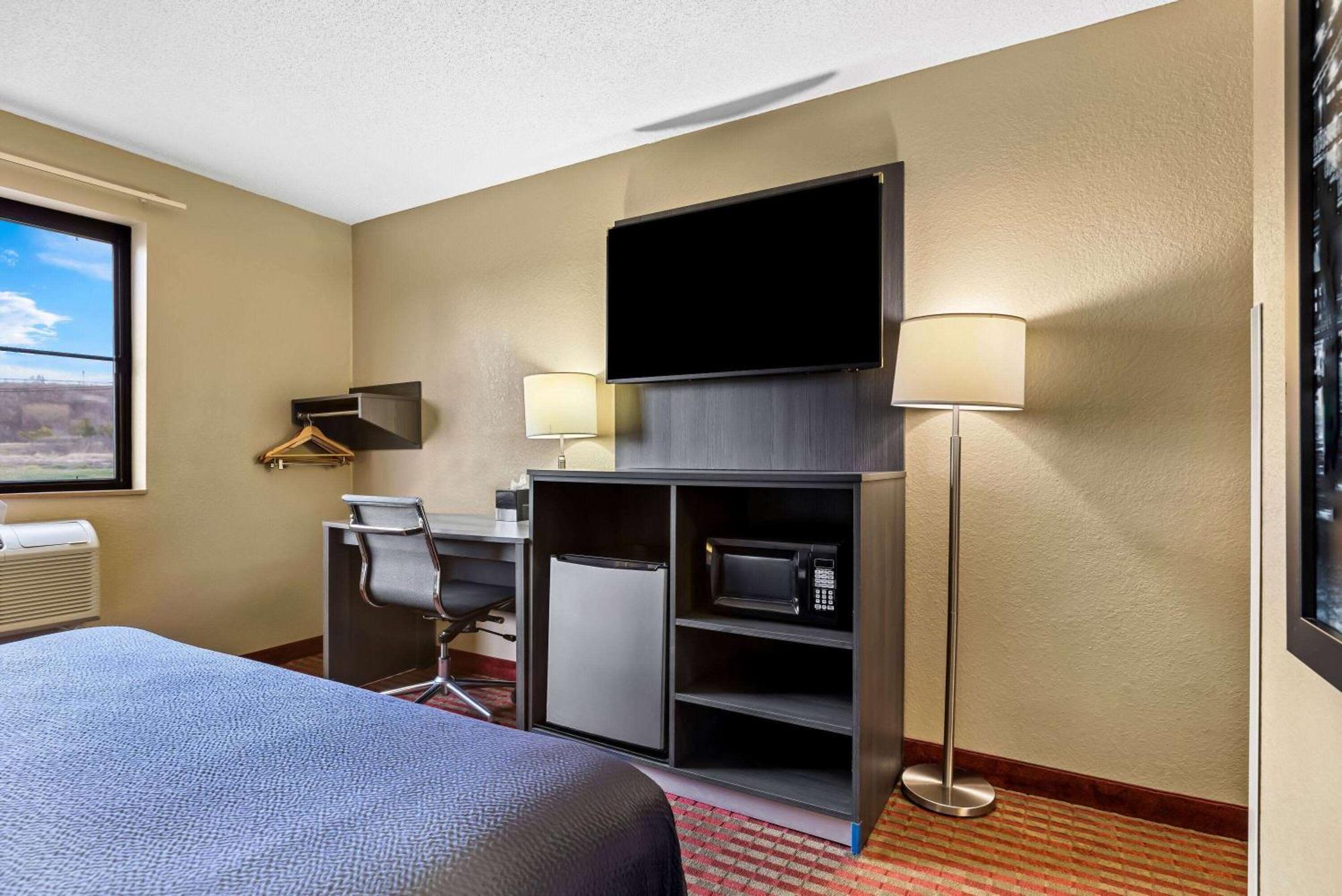 Hotel Super 8 By Wyndham